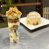 Classic Cream Cheese & Cup Cinnamon